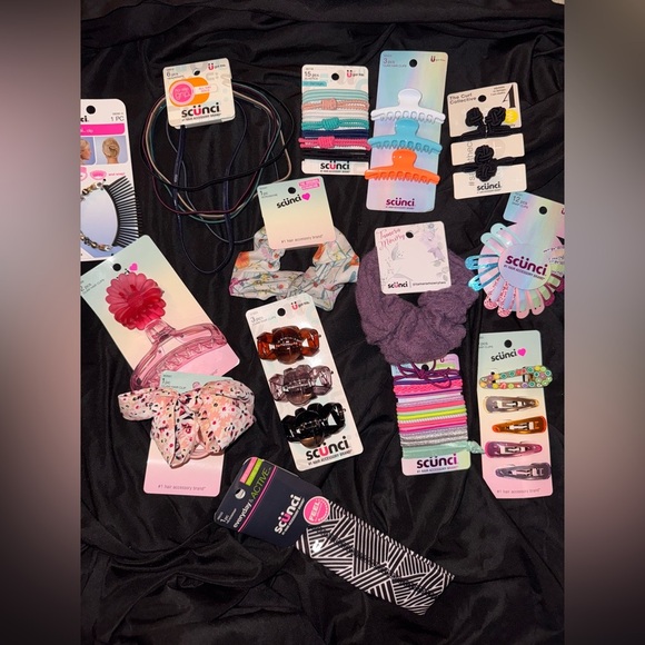 scunci Accessories - Scunci Hair Bundle
